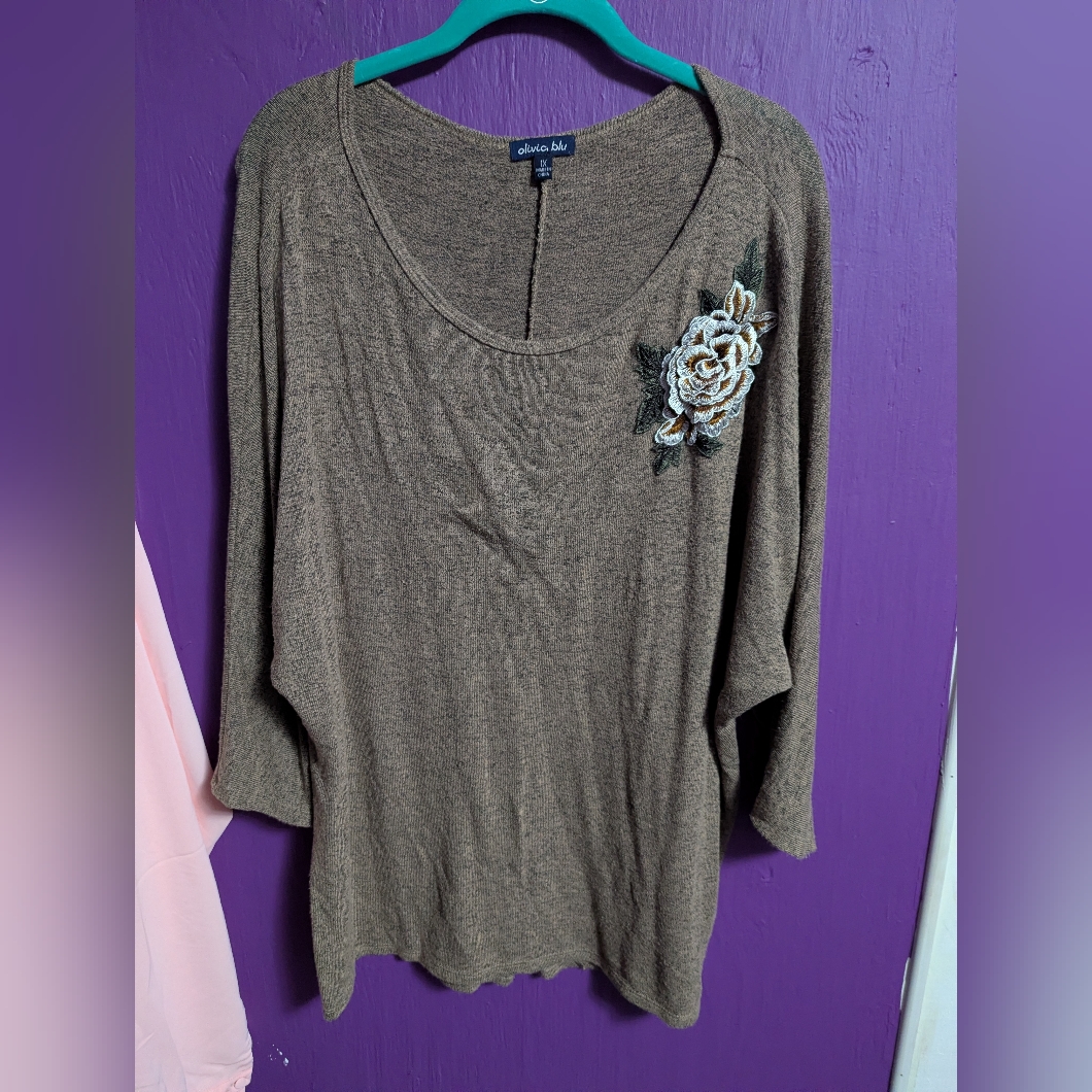 Olivia Blu Heathered Brown 3d Floral Detail 3/4 Sleeve Blouse 1x 16 18